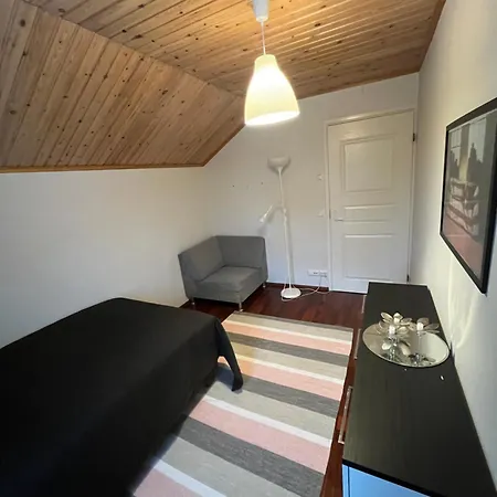 Cozy, Spacious And Traditional House Вилла