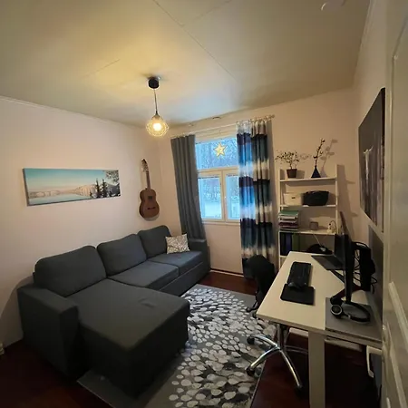 Cozy And Spacious Family With Sauna, Sleeps 12 People, Free Parking Rovaniemi