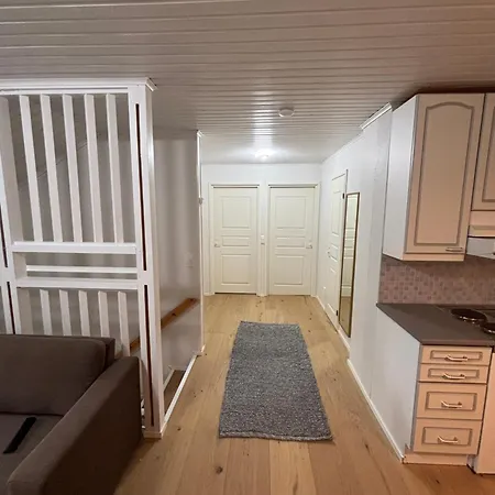 Cozy And Spacious Family With Sauna, Sleeps 12 People, Free Parking Rovaniemi